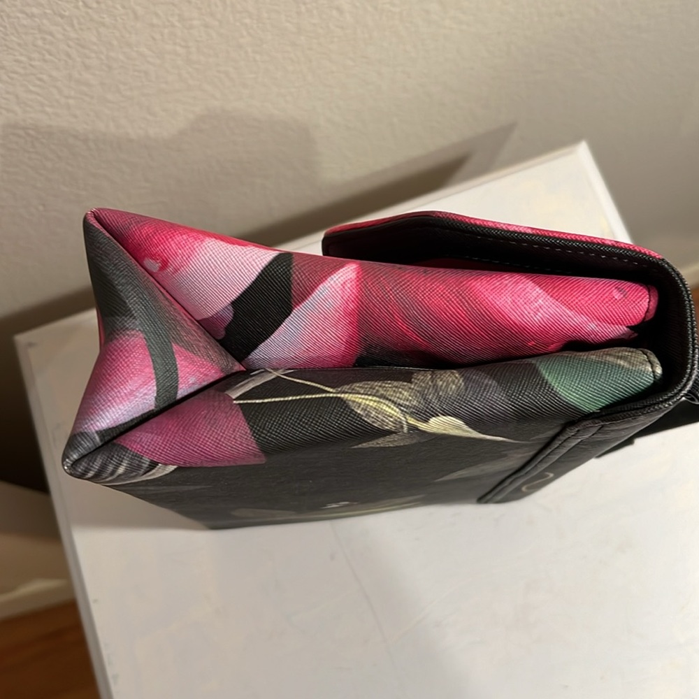 Adorable Ted Baker Floral Handbag - Picture 8 of 14